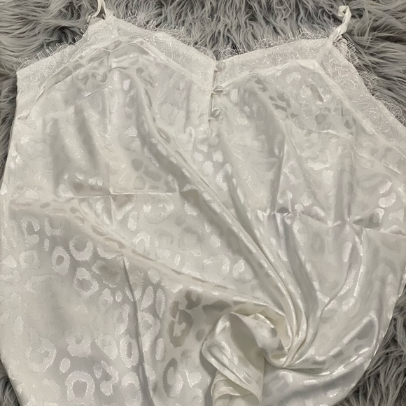 Leopard silk cami - Picture 3 of 3